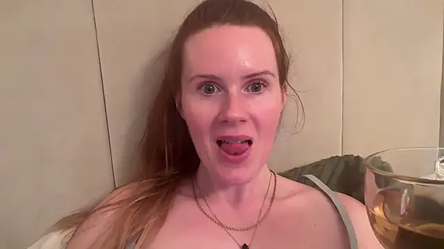 redheadrosie69 online show from 24, 9, 2025