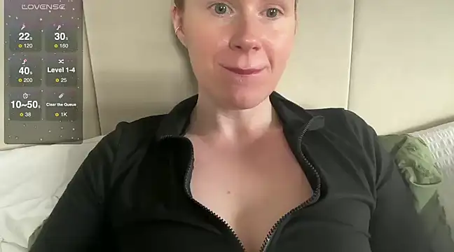 redheadrosie69 online show from 12, 3, 2025