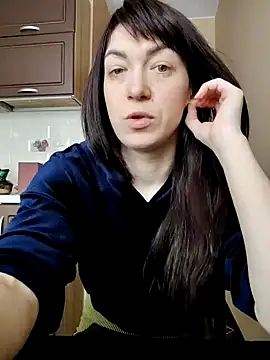 NikaXBerry online show from 10, 2, 2025