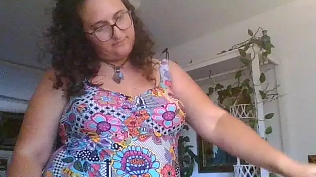 Snapshot of juicyrubies chatting on 20, 9, 2025 juicyrubies online show from 20, 9, 2025