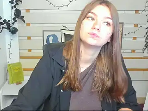Josephine Kiss online show from 9, 5, 2026