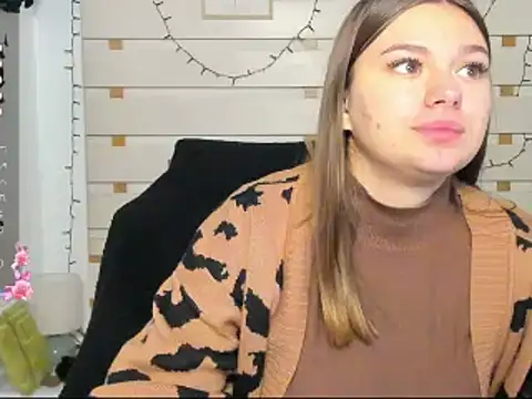 Josephine Kiss online show from 1, 12, 2025