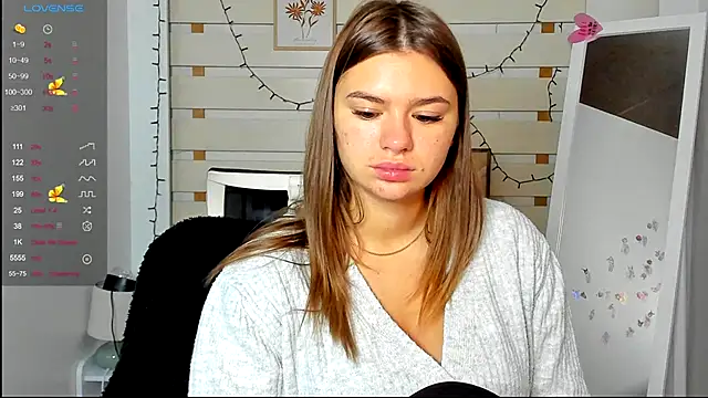 Josephine Kiss online show from 22, 10, 2025