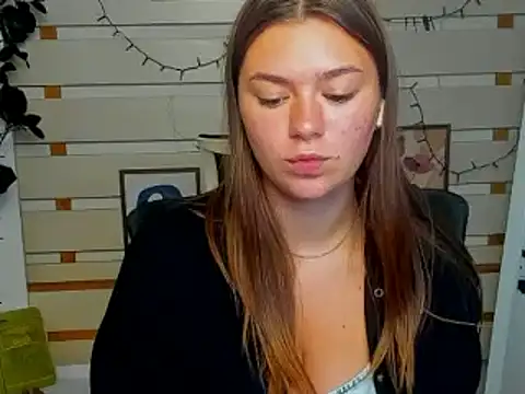 Snapshot of Josephine_Kiss chatting on 23, 6, 2026 Josephine Kiss online show from 23, 6, 2026