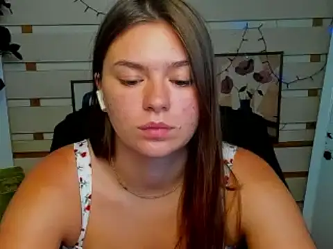 Snapshot of Josephine_Kiss chatting on 24, 6, 2026 Josephine Kiss online show from 24, 6, 2026
