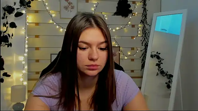 Josephine Kiss online show from 24, 2, 2026