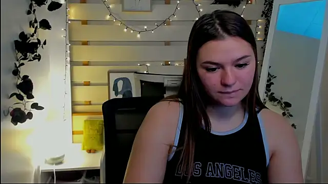 Josephine Kiss online show from 1, 3, 2026