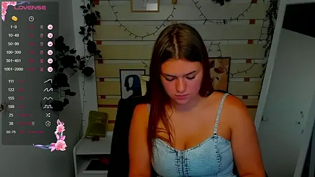 Snapshot of Josephine_Kiss chatting on 20, 7, 2026 Josephine Kiss online show from 20, 7, 2026