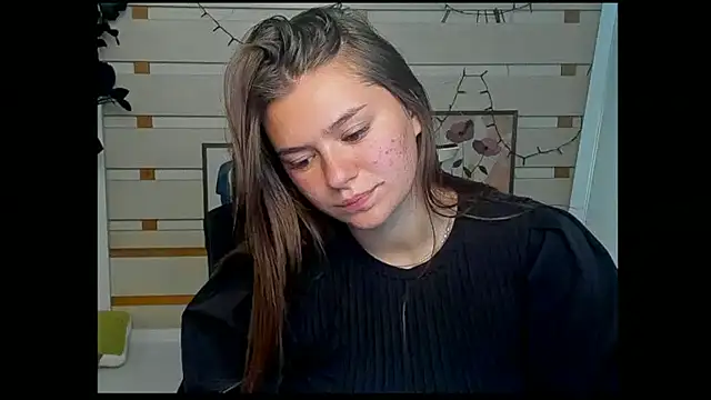 Josephine Kiss online show from 18, 6, 2026