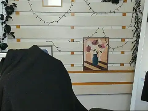 Josephine Kiss online show from 23, 4, 2026