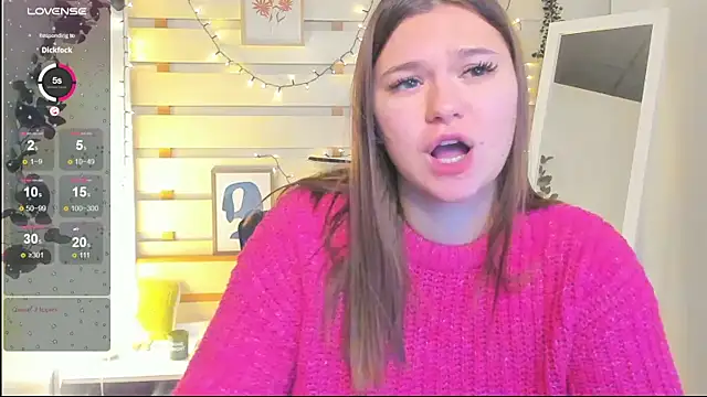 Josephine Kiss online show from 2, 2, 2026