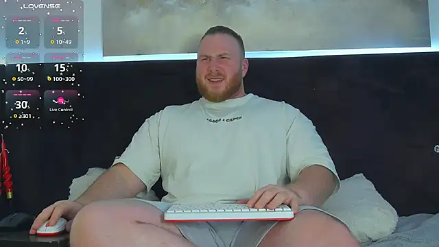 Snapshot of RoddyStill chatting on 26, 2, 2025 RoddyStill online show from 26, 2, 2025