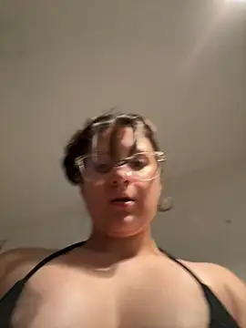 Snapshot of livgomez chatting on 7, 1, 2025 livgomez online show from 7, 1, 2025