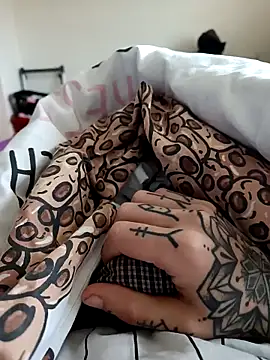 YoungDick25 online show from 4, 4, 2026