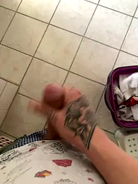 YoungDick25 online show from 2, 11, 2025