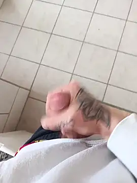 YoungDick25 online show from 12, 3, 2026