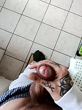 YoungDick25 online show from 14, 4, 2026