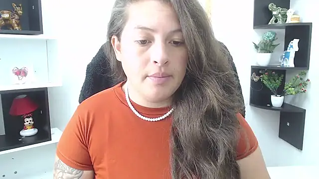 SaraThomso online show from 12, 3, 2025