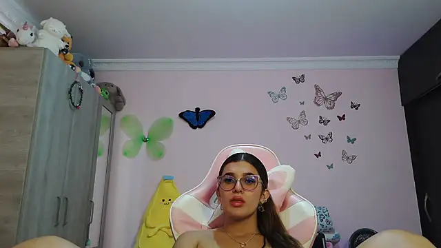 caroline jonson online show from 1, 3, 2026