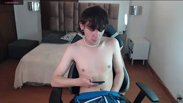 Snapshot of Ashboy_1 chatting on 29, 5, 2026 Ashboy 1 online show from 29, 5, 2026