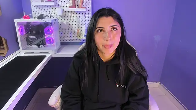 Danna 777  online show from 19, 10, 2025