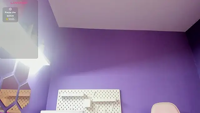 Danna 777  online show from 10, 11, 2025