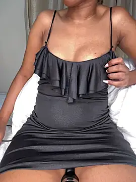 Snapshot of Ravishing_Rubi chatting on 14, 6, 2026 Ravishing Rubi online show from 14, 6, 2026