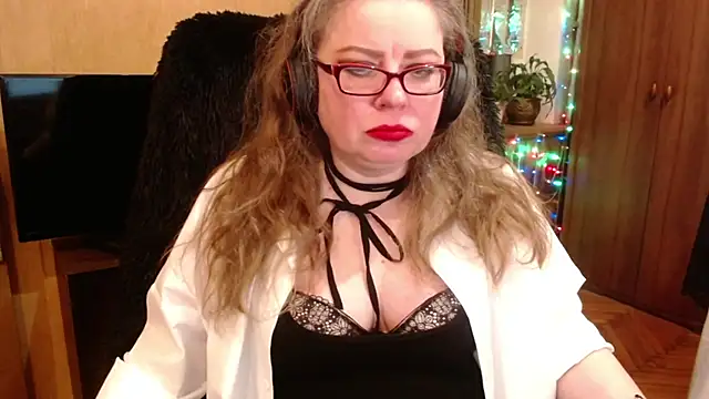 Miss Tress online show from 2, 2, 2025