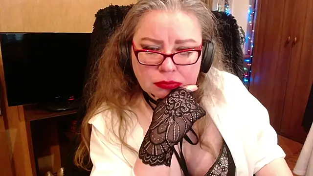 Miss Tress online show from 2, 2, 2025