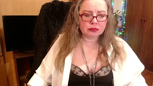 Miss Tress online show from 17, 2, 2025