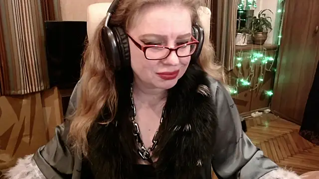 Miss Tress online show from 7, 5, 2026