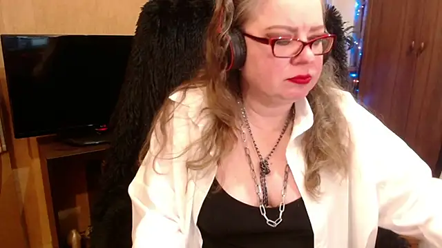 Miss Tress online show from 7, 2, 2025