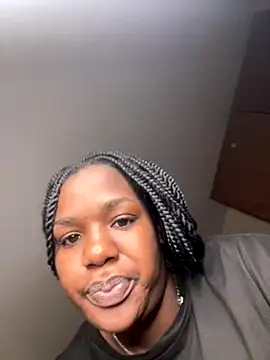 NissyxSawee online show from 8, 11, 2025