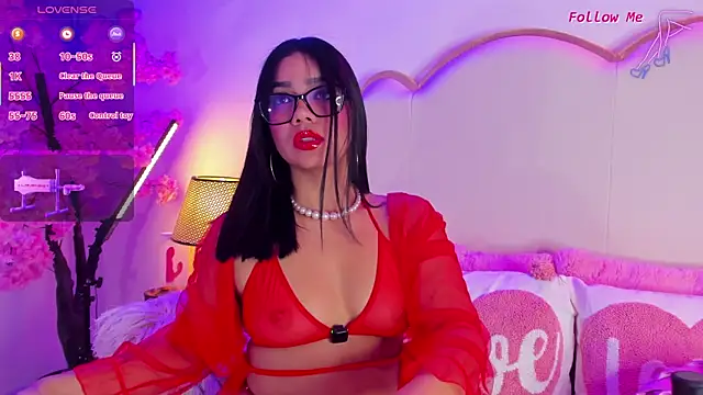 SenniaBella online show from 3, 11, 2025