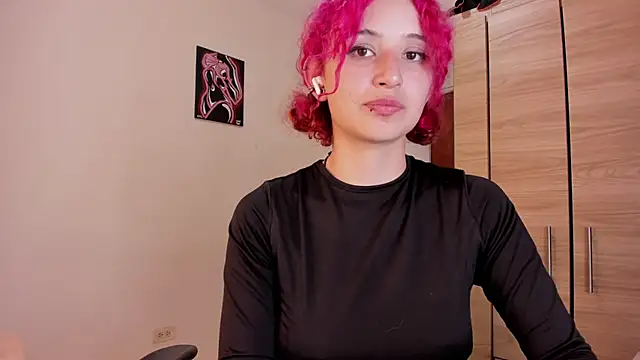 Snapshot of valent_27 chatting on 10, 10, 2025 valent 27 online show from 10, 10, 2025