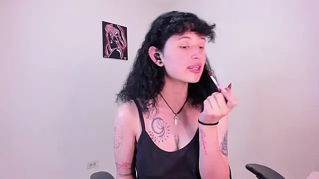 Snapshot of valent_27 chatting on 30, 11, 2025 valent 27 online show from 30, 11, 2025