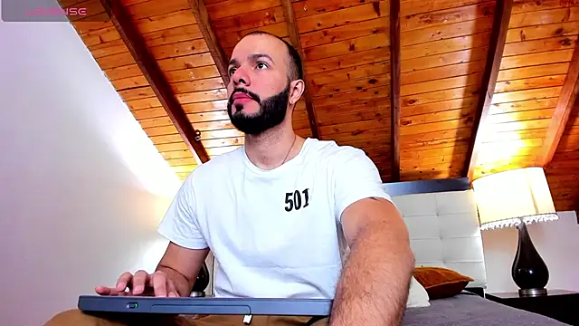 Snapshot of Tom_Bailey chatting on 1, 11, 2025 Tom Bailey online show from 1, 11, 2025