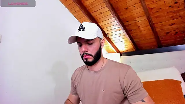 Snapshot of Tom_Bailey chatting on 11, 10, 2025 Tom Bailey online show from 11, 10, 2025