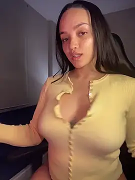 MisFrekcles  online show from 25, 3, 2026