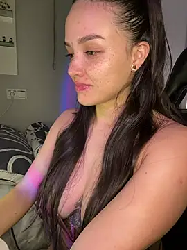 MisFrekcles  online show from 12, 2, 2026