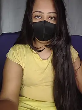 Snapshot of priya__angel chatting on 5, 10, 2025 priya angel online show from 5, 10, 2025