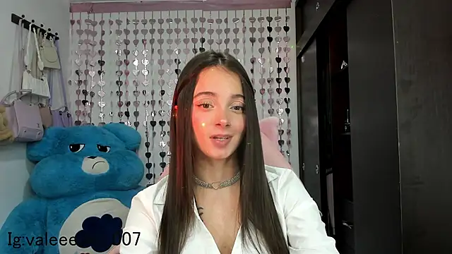 lucyy tay online show from 1, 12, 2024