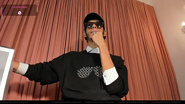 Snapshot of TomyMosterCock chatting on 28, 11, 2025 TomyMosterCock online show from 28, 11, 2025