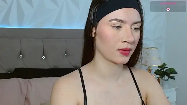 Gwen drew online show from 8, 11, 2025