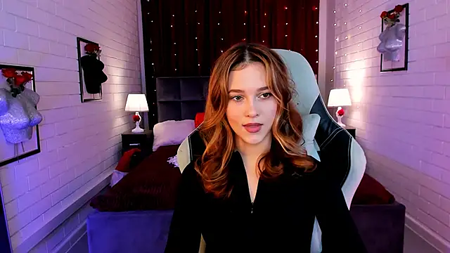 LolaLemona online show from 16, 2, 2025