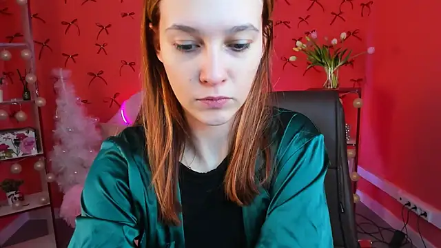 LolaLemona online show from 19, 12, 2024