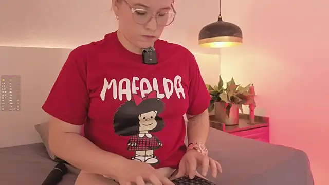 AllisonRoberts  online show from 13, 7, 2026