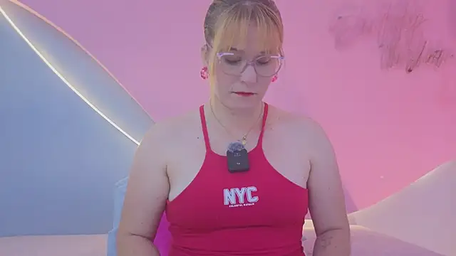 AllisonRoberts  online show from 7, 6, 2026