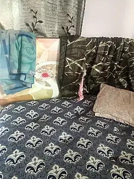 cuteyqueen online show from 4, 3, 2026