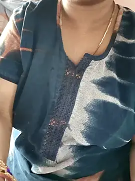 cuteyqueen online show from 17, 3, 2025